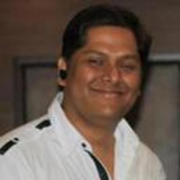 Meet your Posher, Fernando - Picture 1 of 1